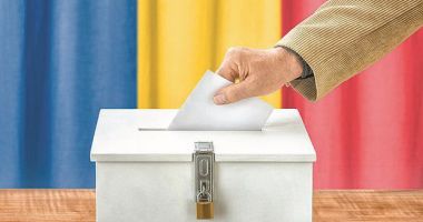 Stire din Politică-Administrație : BEC, rezultate provizorii. Liberalii conduc la nivel național