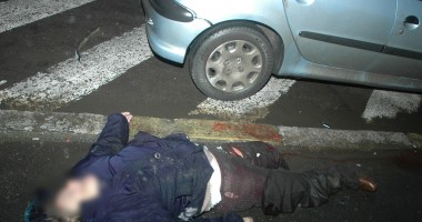 IMAGINI ȘOCANTE! Femeie spulberată pe o trecere de pietoni din CONSTANȚA! Șoferul beat și cu permisul suspendat a fugit! - 2