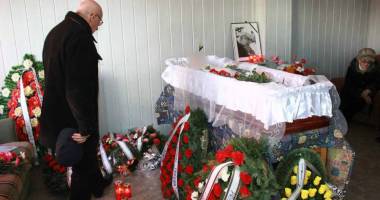 Galerie FOTO. Pictorul Ionel Mătăsăreanu, condus pe ultimul drum - 12
