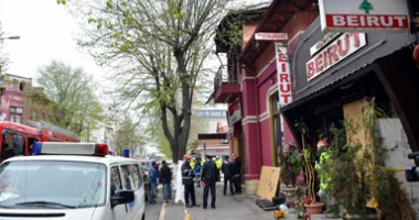 Stire din Eveniment : Ancheta la Beirut continuă.  De ce nu au intrat pompierii după fete?