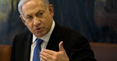 Stire din Actualitate : Netanyahu s-a recules în fața magazinului atacat din Paris