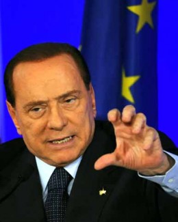 Stire din Actualitate : Silvio Berlusconi dă de pământ cu Merkel și Sarkozy
