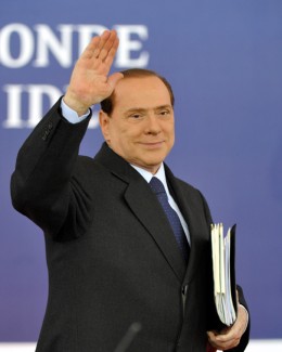 Stire din Actualitate : Silvio Berlusconi neagă dezbinarea partidului său