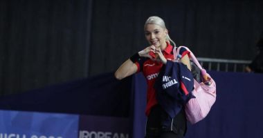 Stire din Sport : Bucurie mare! Bernadette Szocs, în finala Campionatului Mondial la tenis de masă, la dublu feminin