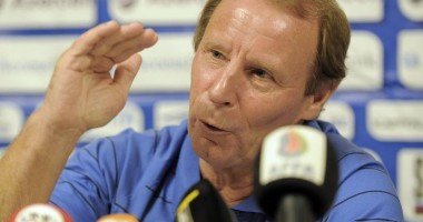 Stire din Sport Internațional : Berti Vogts, angajat de federația de fotbal din Statele Unite