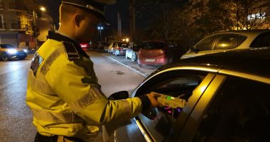 Stire din Eveniment : Au condus beți și drogați, neavând permis de conducere