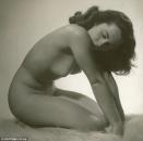 Prima fotografie nud cu Elizabeth Taylor