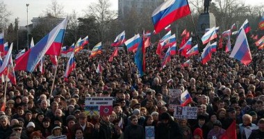 Stire din Actualitate : Guvernul regiunii Crimeea a fost DEMIS. Referendumul, organizat în mai