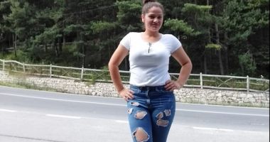 A murit tânăra care a căzut cu mașina pe Transfăgărășan