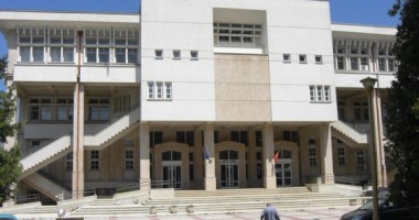 Stire din Cultură-Educație : La Biblioteca Județeană, conferința "O viață de OM!"