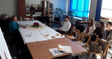 Stire din Cultură-Educație : Premieră în învățământul românesc! Biblioteca vie, la Colegiul Economic Mangalia