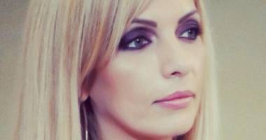 Stire din Eveniment : Avocata Alinei Bica, Laura Voicu, reținută de DNA