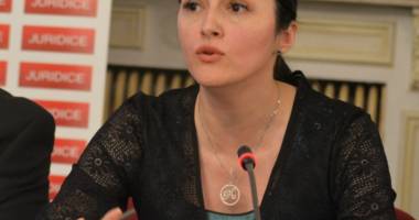 Stire din Eveniment : Retrocedări ilegale / Fosta șefă a DIICOT, Alina Bica, rămâne în arest