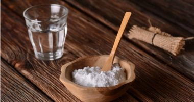 Stire din Sănătate : Bicarbonatul de sodiu ajută la ameliorarea durerilor din gât