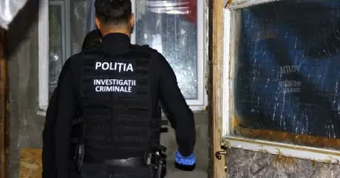 Stire din Eveniment : O femeie a fost găsită înjunghiată în propria casă. Iată ce susțin rudele