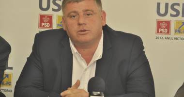Stire din Eveniment : Președintele CJ Buzău prins în flagrant în timp ce ar fi luat mită