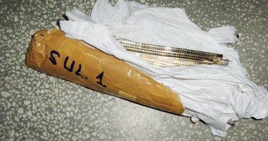 Încerca să scoată ilegal din țară 20 de kilograme de aur - 3