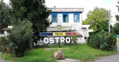 Stire din Eveniment : Bijuterii de aur, confiscate de polițiștii de frontieră