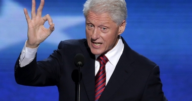 Stire din Actualitate : Bill Clinton atacă Ungaria și Polonia: "Vor lideri de tipul lui Putin"