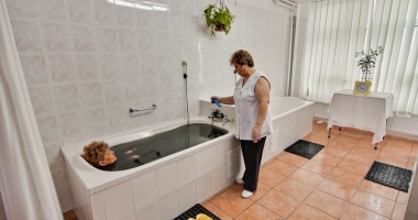 Nu mai au răbdare! De ce întârzie biletele de tratament pentru pensionari - 2