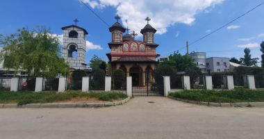Galerie foto. Mama fraților Mazăre, înmormântată azi. RADU și ALEXANDRU, aduși sub escortă de la penitenciar - 13