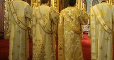 Stire din Social : "Ori sunt preoți, ori afaceriști, ori preacurvari?" De ce a scăzut Biserica în ochii românilor