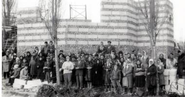 Stire din Cultură-Educație : "Dacă s-ar fi intrat cu buldozerele în ziduri, Revoluția din '89 s-ar fi declanșat de la Năvodari"
