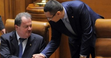 Stire din Politică-Administrație : Ponta a discutat cu Blaga despre sesiunea extraordinară a Legislativului