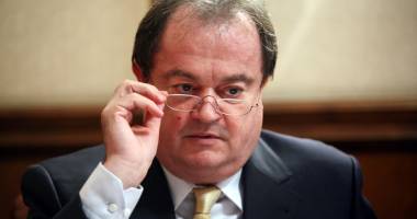 Stire din Politică-Administrație : Vasile Blaga: "Nu Ponta  îi dictează președinteului"