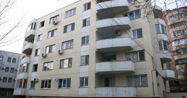 Stire din Economie : 2012, cel mai stabil an de criză în privința prețului de vânzare al apartamentelor