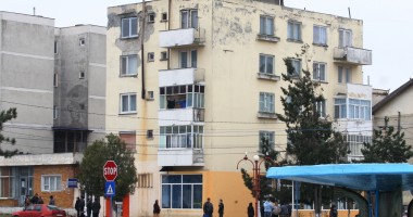 Stire din Social : RAJA. Din cauza datoriilor, 72 de asociații riscă să rămână fără apă