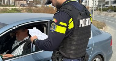 Stire din Eveniment : Acțiunea “Blocada”, desfășurată la Năvodari. Zeci de vehicule au fost controlate