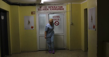 Stire din Sănătate : Cum primesc centrele de transplant acreditarea
