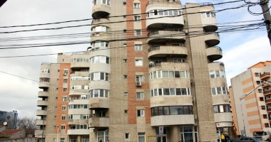 Stire din Economie : Cât te costă să treci la un apartament cu camere mai multe