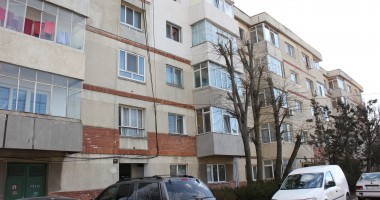 Stire din Social : Asociațiile cu datorii la RAJA rămân fără apă