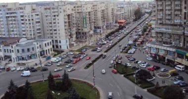 Stire din Eveniment : Administratorul mai multor blocuri arestat pentru delapidare