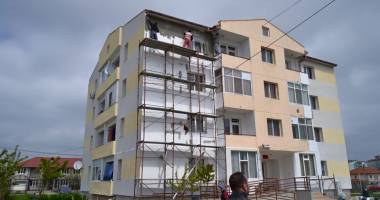Stire din Politică-Administrație : Blocurile ANL din Mangalia, în pericol!