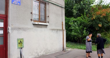 Galerie foto. Construcție cu scandal pe strada Mihăileanu. Bloc… între blocuri! - 3