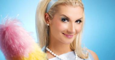 Blonda sexy, la interviul de angajare