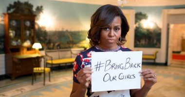 Stire din Actualitate : Peste 200 de eleve din Nigeria, răpite. Michelle Obama: "Dați-ne fetele înapoi"