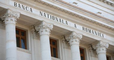 Stire din Economie : BNR dă un nou impuls creditării, pentru a sprijini redresarea economiei