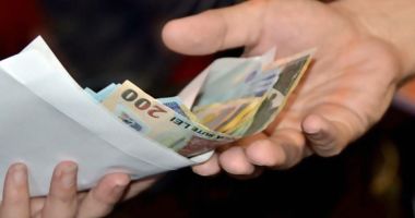 Stire din Economie : Restanţele la creditele în lei au crescut în august