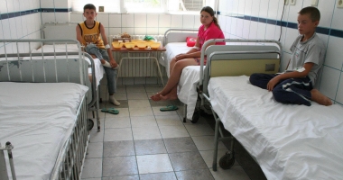 Stire din Sănătate : Medicii constănțeni: "Îmbolnăvirile cu boală diareică acută, mai puține anul acesta, comparativ cu anul trecut"