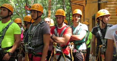 Stire din Sport : Naționala de bob, o zi de cantonament în Paradis Land, la Neptun