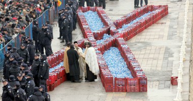 Mii de constănțeni, părtași la Botezul Domnului - 5