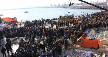 Peste 10.000 de constănțeni  au fost părtași la Botezul Apelor - 2