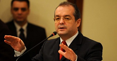 Fostul lider PDL Emil Boc susține că nu este interesat de alte partide