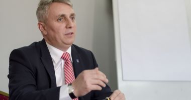 Stire din Politică-Administrație : Lucian Bode spune că nu a evaluat activitatea lui Raed Arafat până în acest moment