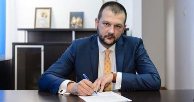 Stire din Politică-Administrație : Bogdan Bola a demisionat din PNL. "Plec din partidul al cărui soldat fidel am fost mereu"