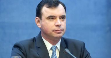 Stire din Eveniment : Bogdan Despescu (MAI): Şoferii vor primi permisul înapoi dacă analizele antidrog nu vin în 72 de ore
